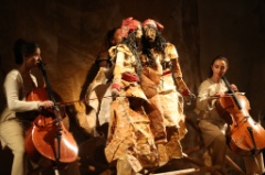 Une Antigone de papier 22 * 5184 x 3456 * (6.13MB)
